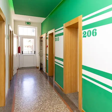 אכסניה Link לובראן