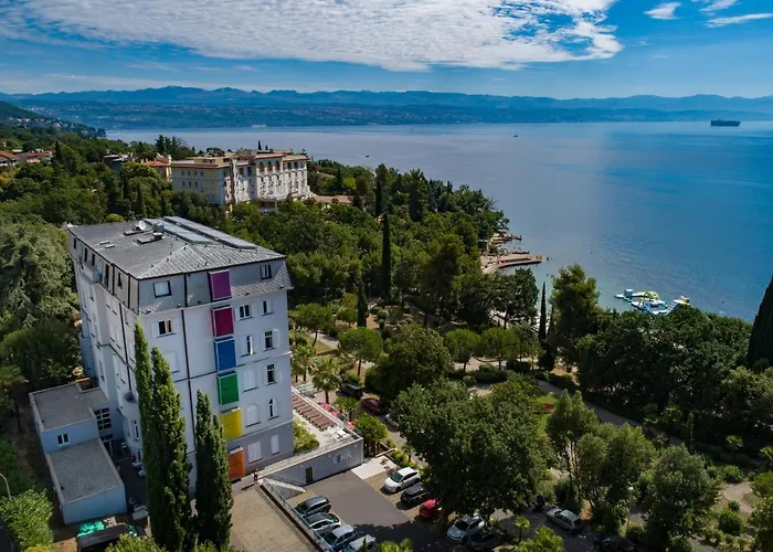 Link Ostello Laurana